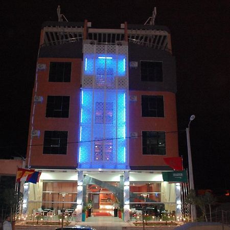 Hotel Salwan Al-´Ajún Exteriér fotografie