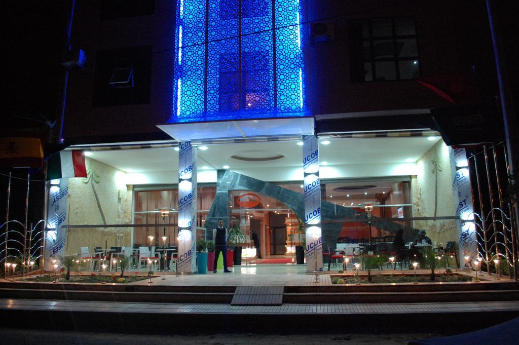 Hotel Salwan Al-´Ajún Exteriér fotografie