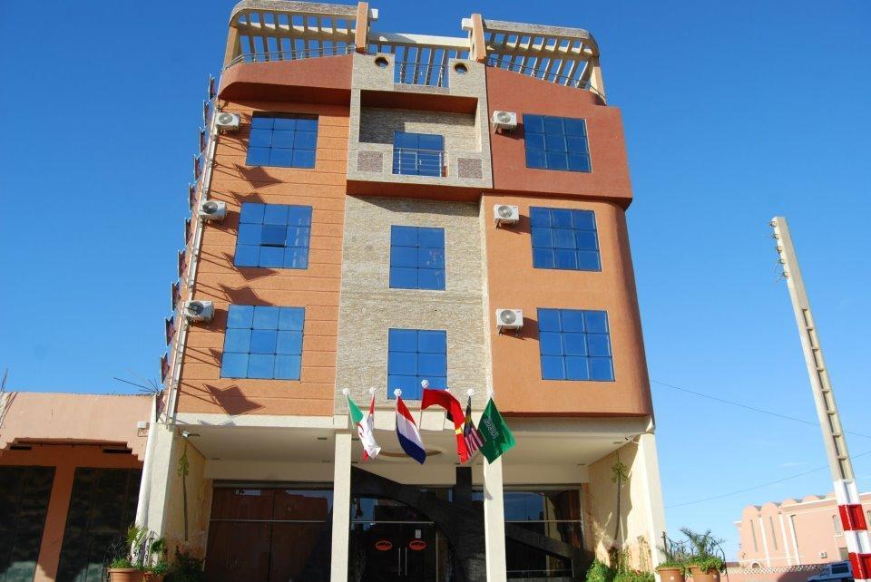 Hotel Salwan Al-´Ajún Exteriér fotografie
