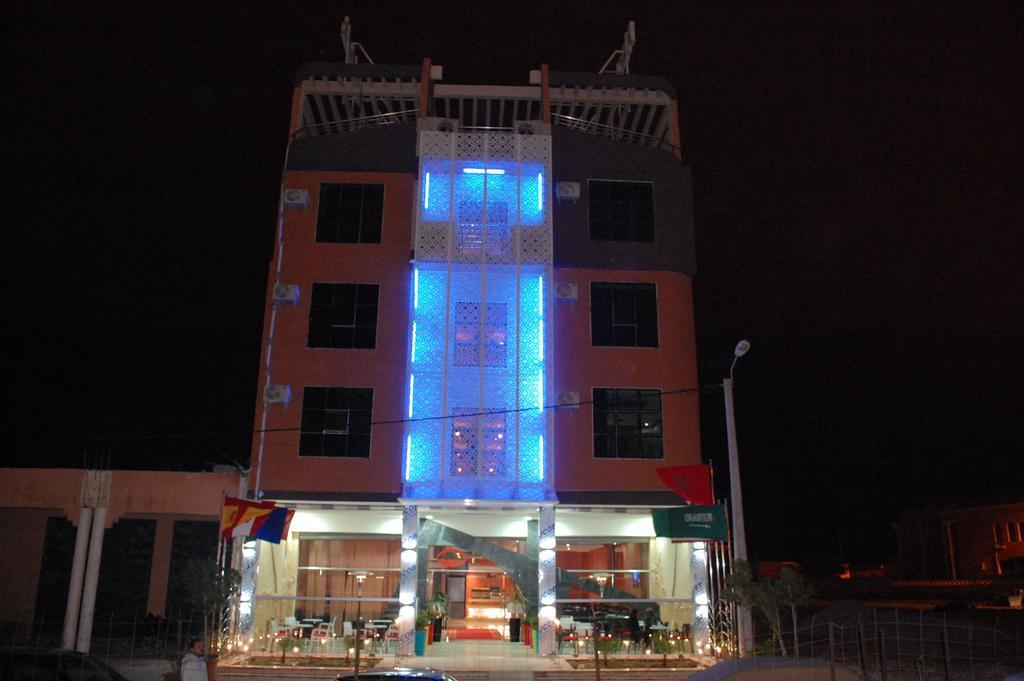 Hotel Salwan Al-´Ajún Exteriér fotografie
